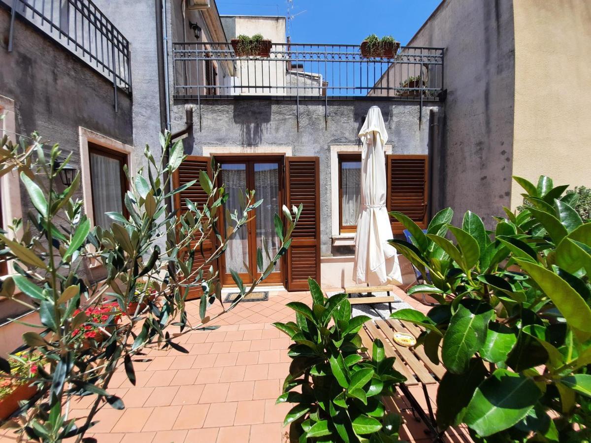 Il Borghetto Di San Giuseppe Etnarooms&Apartments Николози Экстерьер фото
